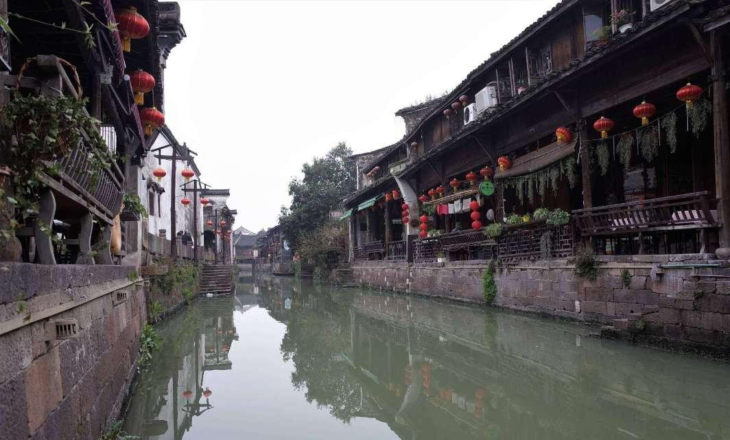《大宅门》里藏了两对“半路夫妻”，一对恩爱几十年一对已分离
